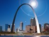 Praxair_StLouis_arch_and_sun_