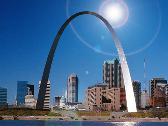 Praxair_StLouis_arch_and_sun_